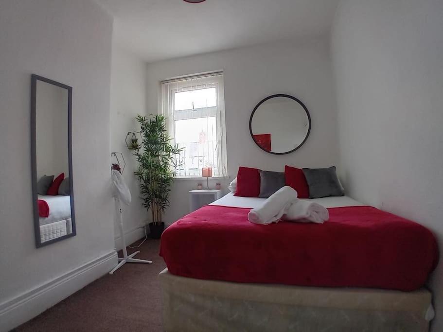Large Family Home Central Location 3 Double Bedrooms And 1 Single Bedroom Cardiff Zewnętrze zdjęcie